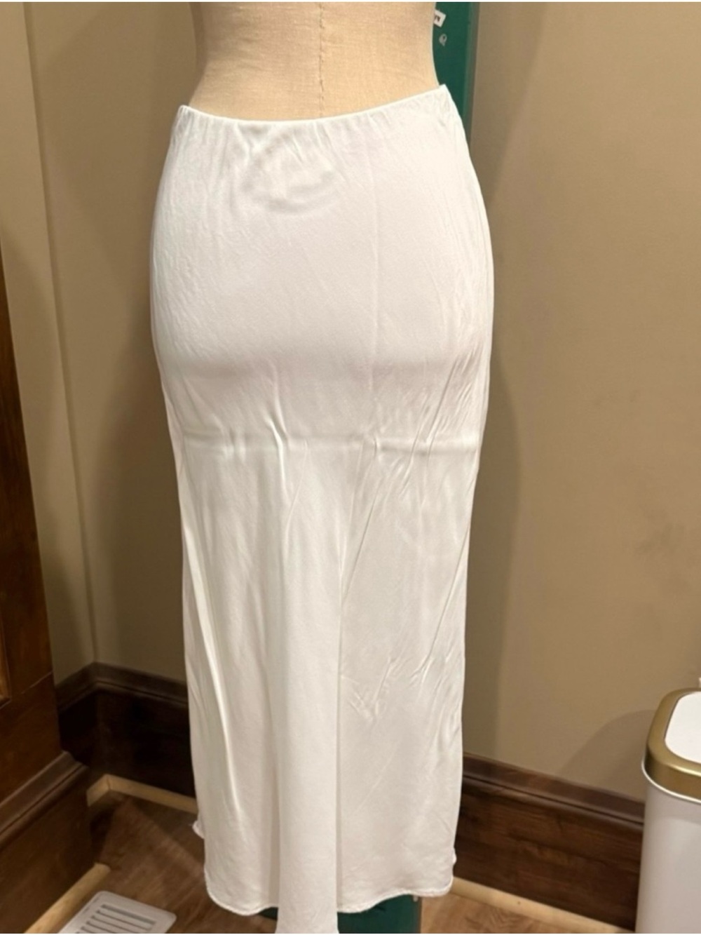 Anthropologie Tilda slip midi skirt - Picture 3 of 4